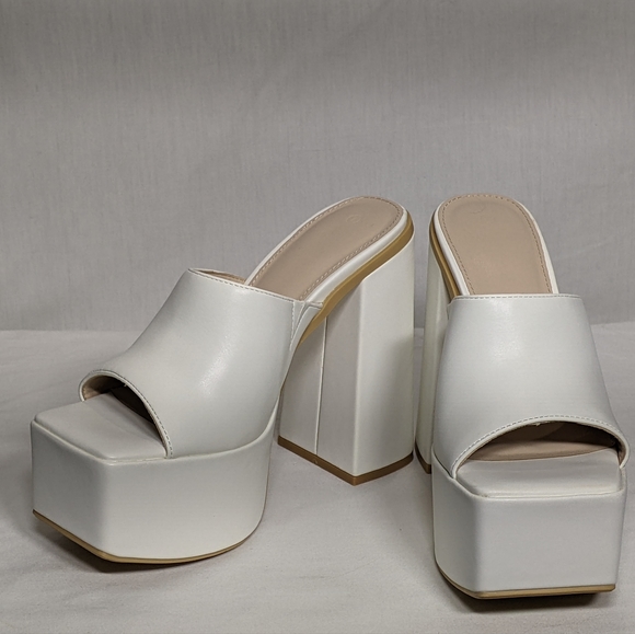 NEW ZBY Womens Square Platform Heel Sz 7 white - Picture 2 of 4